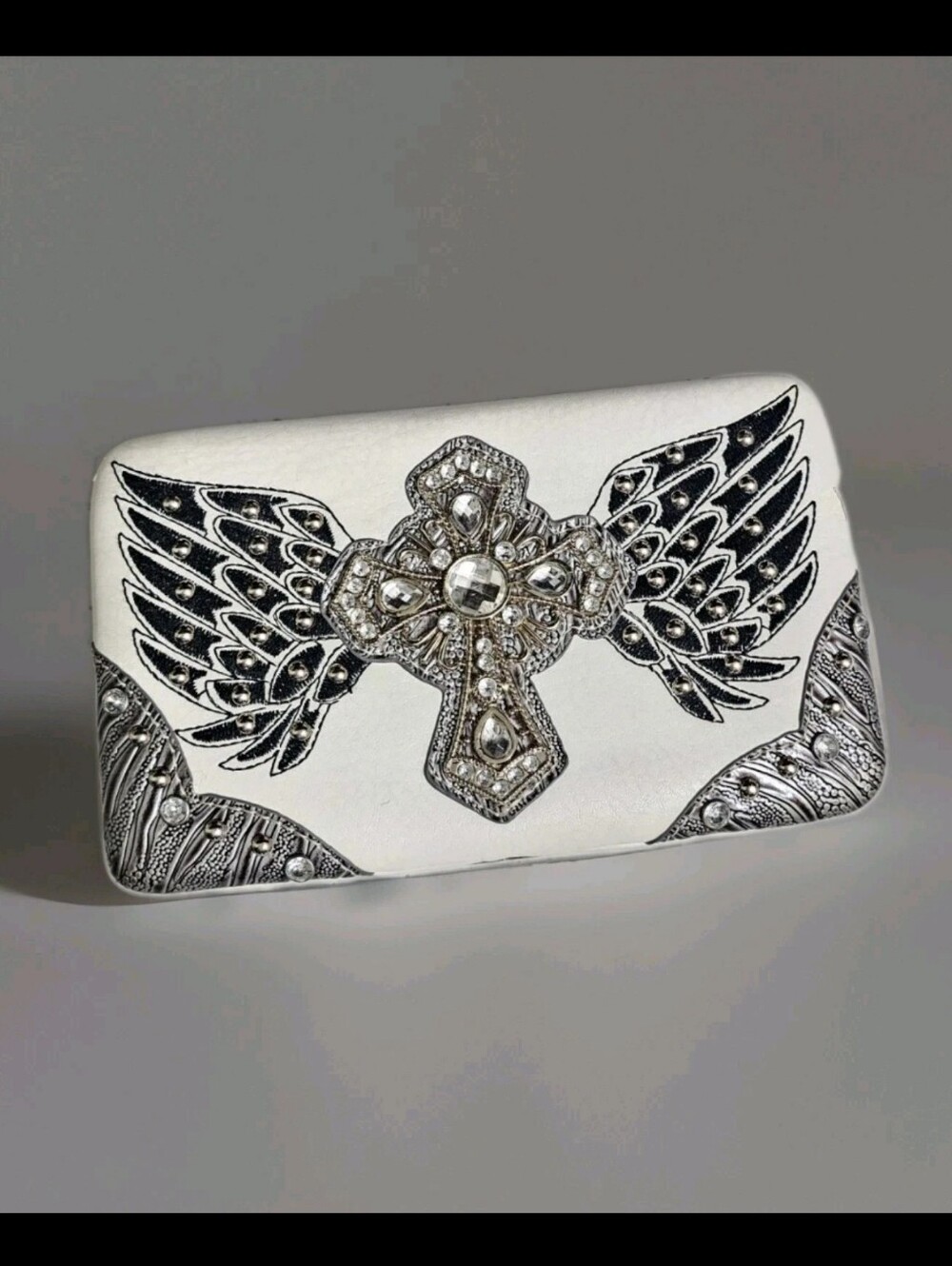 Vintage, Women's Western Themed Leather Wallet White push to open, snap to close